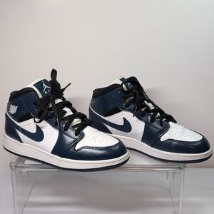 Nike Air Jordan  1 Mid  (GS)  Armony Navy/ White 6y Big Boy 7.5women  554725-412